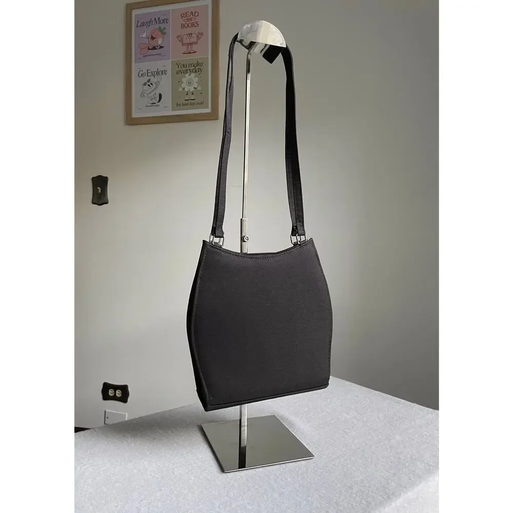 Vintage y2k Black Shoulder Bag Classic Structured Minimalist 2000s Sleek